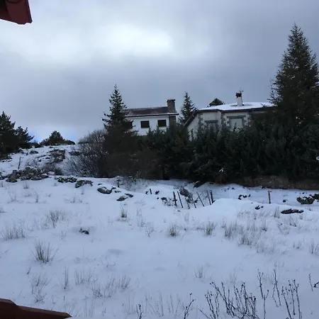 House With 4 Bedrooms In De Gredos, With Wonderful Mountain View... Appartement *