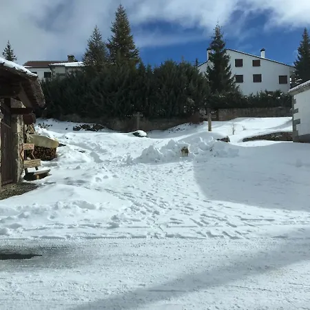 House With 4 Bedrooms In De Gredos, With Wonderful Mountain View... * Navarredonda
