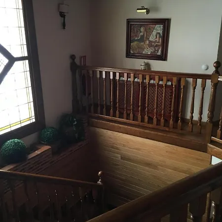 Appartement House With 4 Bedrooms In De Gredos, With Wonderful Mountain View... Navarredonda