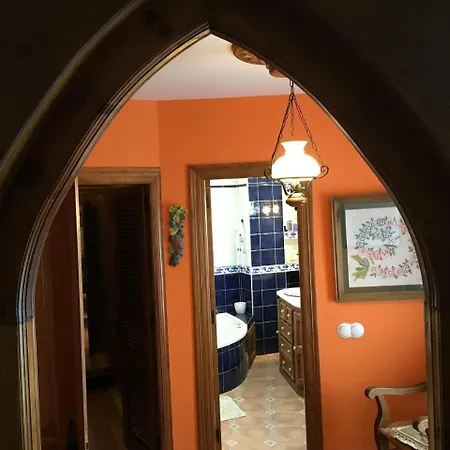 Appartement House With 4 Bedrooms In De Gredos, With Wonderful Mountain View... Navarredonda