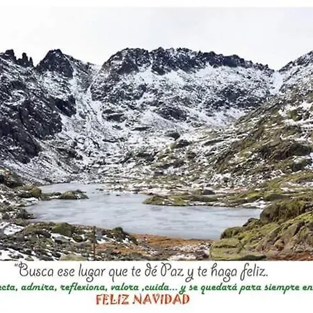 House With 4 Bedrooms In De Gredos, With Wonderful Mountain View... Appartement